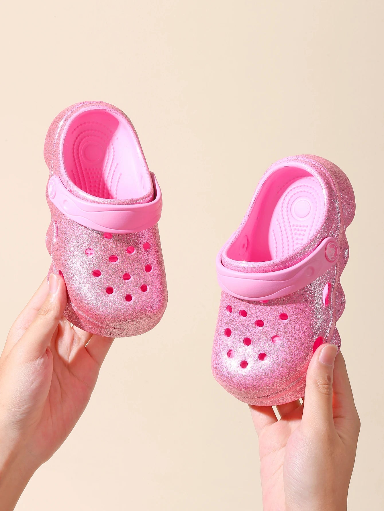 Glitter Clogs, Girls Fashion Glitter Shoes, Great Vacation & Leisure Summer Footwear