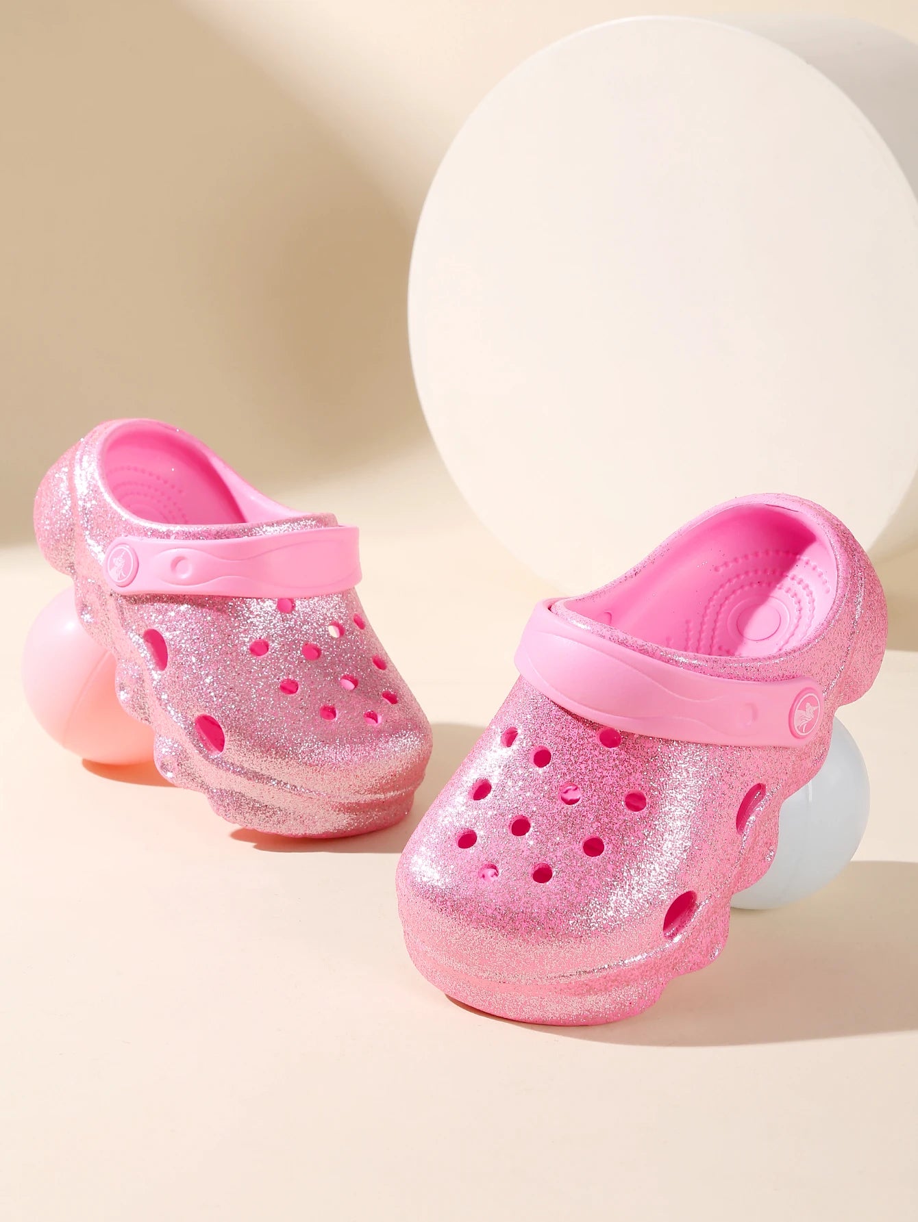 Glitter Clogs, Girls Fashion Glitter Shoes, Great Vacation & Leisure Summer Footwear