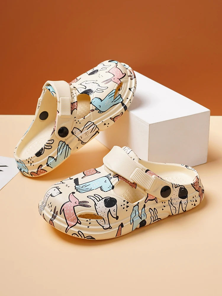 Kids Clogs, Lightweight Easy Clean Children's Mules, Cartoon Graphic Waterproof Shoes