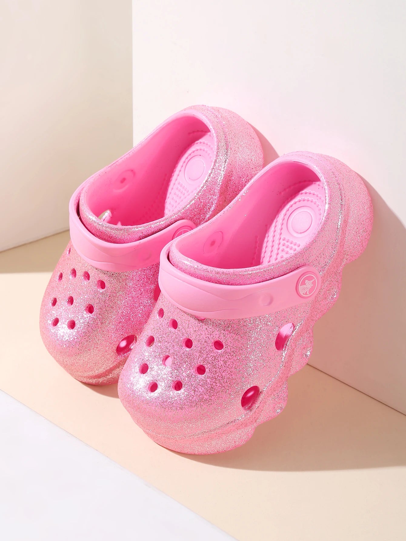 Glitter Clogs, Girls Fashion Glitter Shoes, Great Vacation & Leisure Summer Footwear